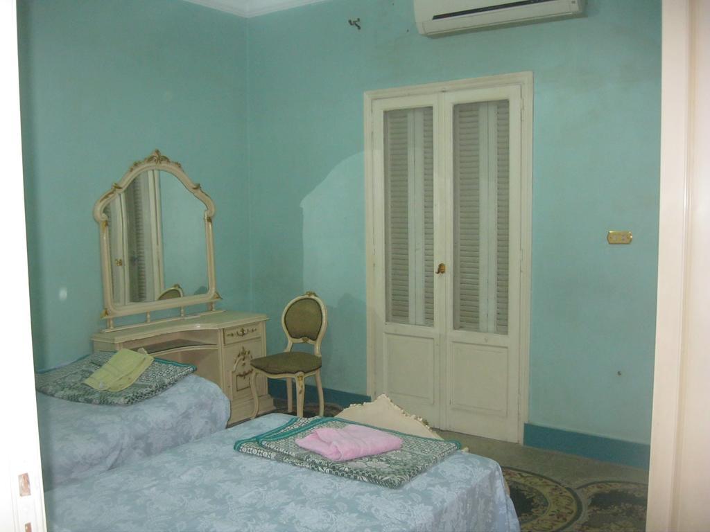 Appartamento Three-bedroom At Nazlet El Semman *